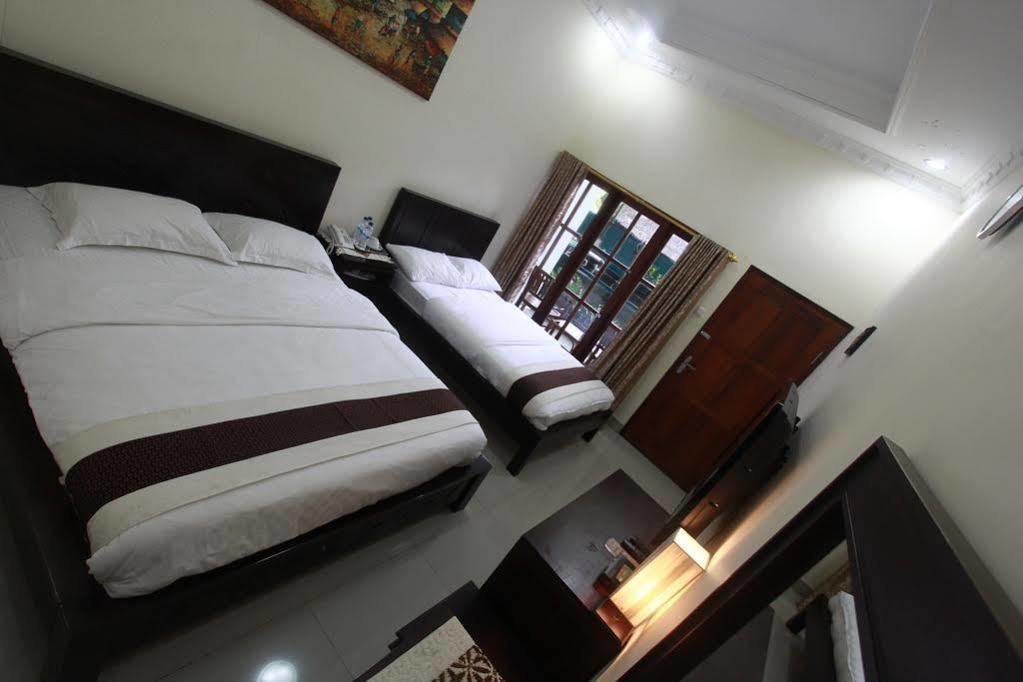 Отель Beone House Jogja Kalasan Экстерьер фото